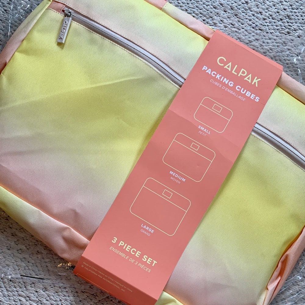 CALPAK Packing Cubes 3 piece set - NWT
